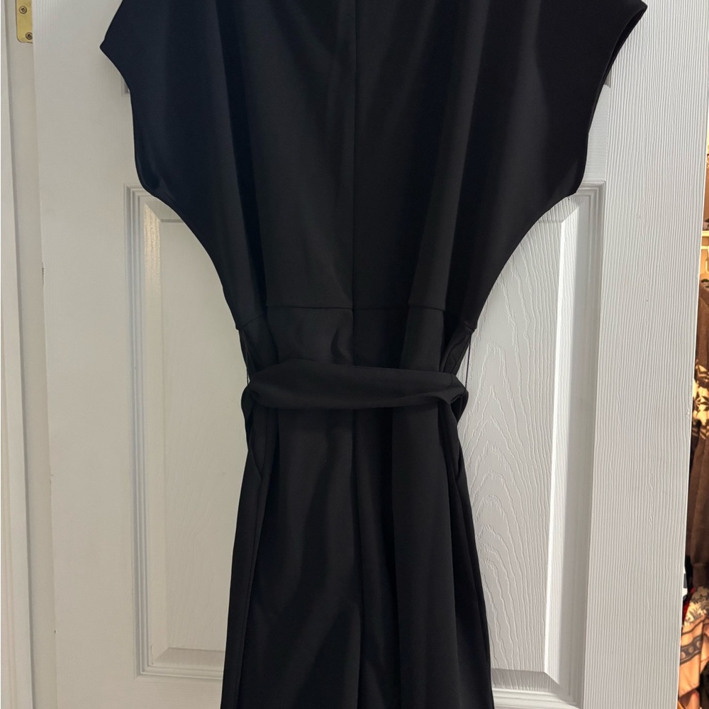 BNWT BLACK ROMPER WITH BELT TIE SIZE 18 - Picture 4 of 4
